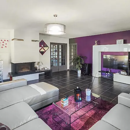 別荘 Beautiful In Sérignan