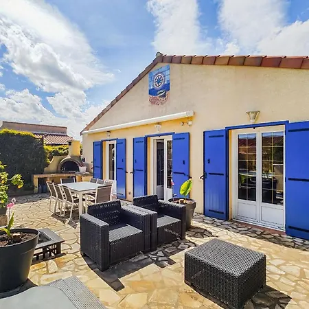 Beautiful In Holiday home