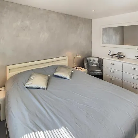 Beautiful In Holiday home